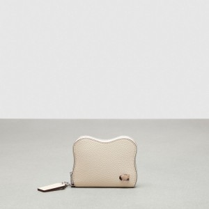 Coach Wavy Zip Around Wallet In Coachtopia Leather Cloud | COH865593